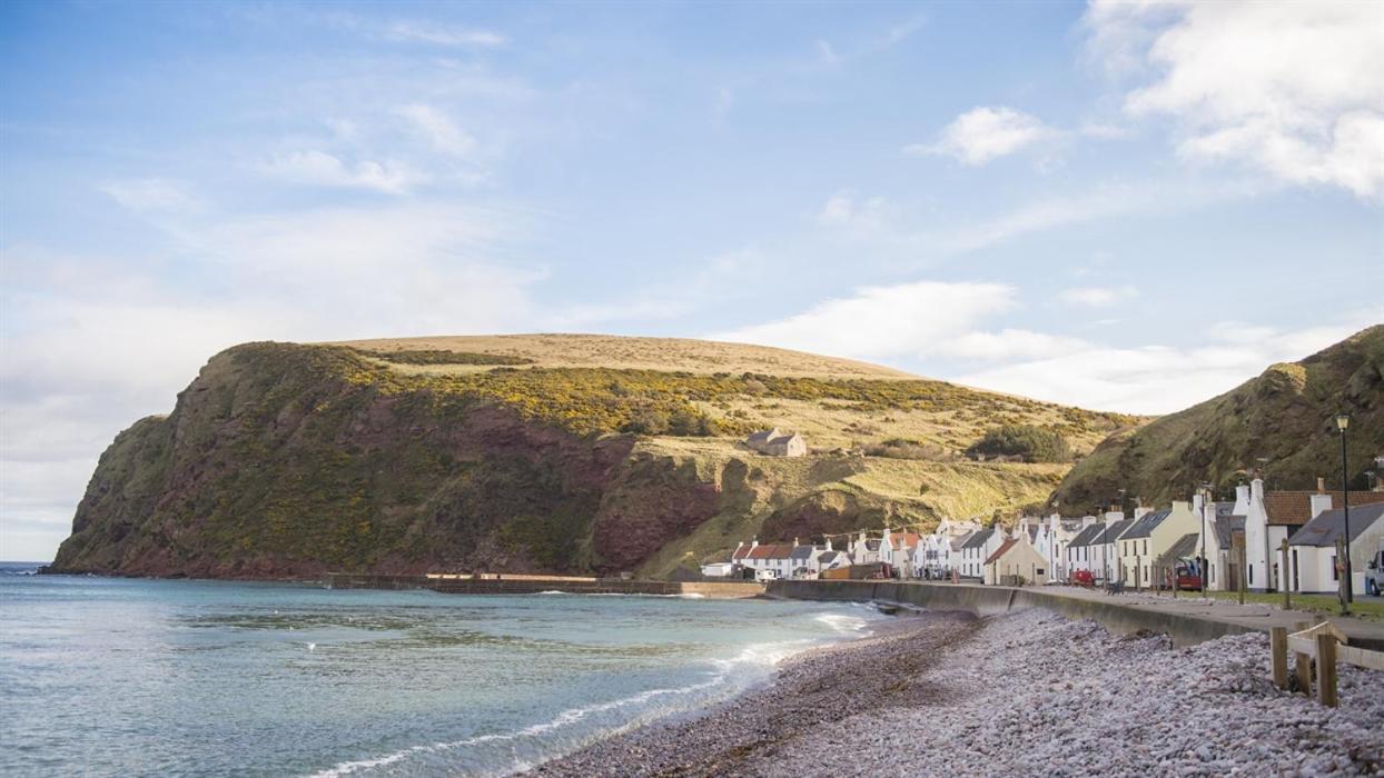 Willa The Wee House Pennan Zewnętrze zdjęcie